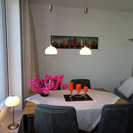 Апартаменты Kranich - Moderne Direkt Am Schloss Ranzow! *